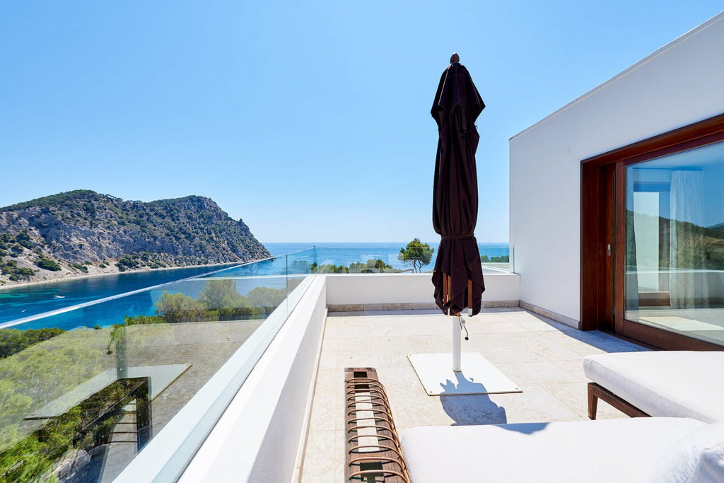 Huge Beautiful Ibiza Villa with Breathtaking Views of Sol d’en Serra in Santa Eulalia