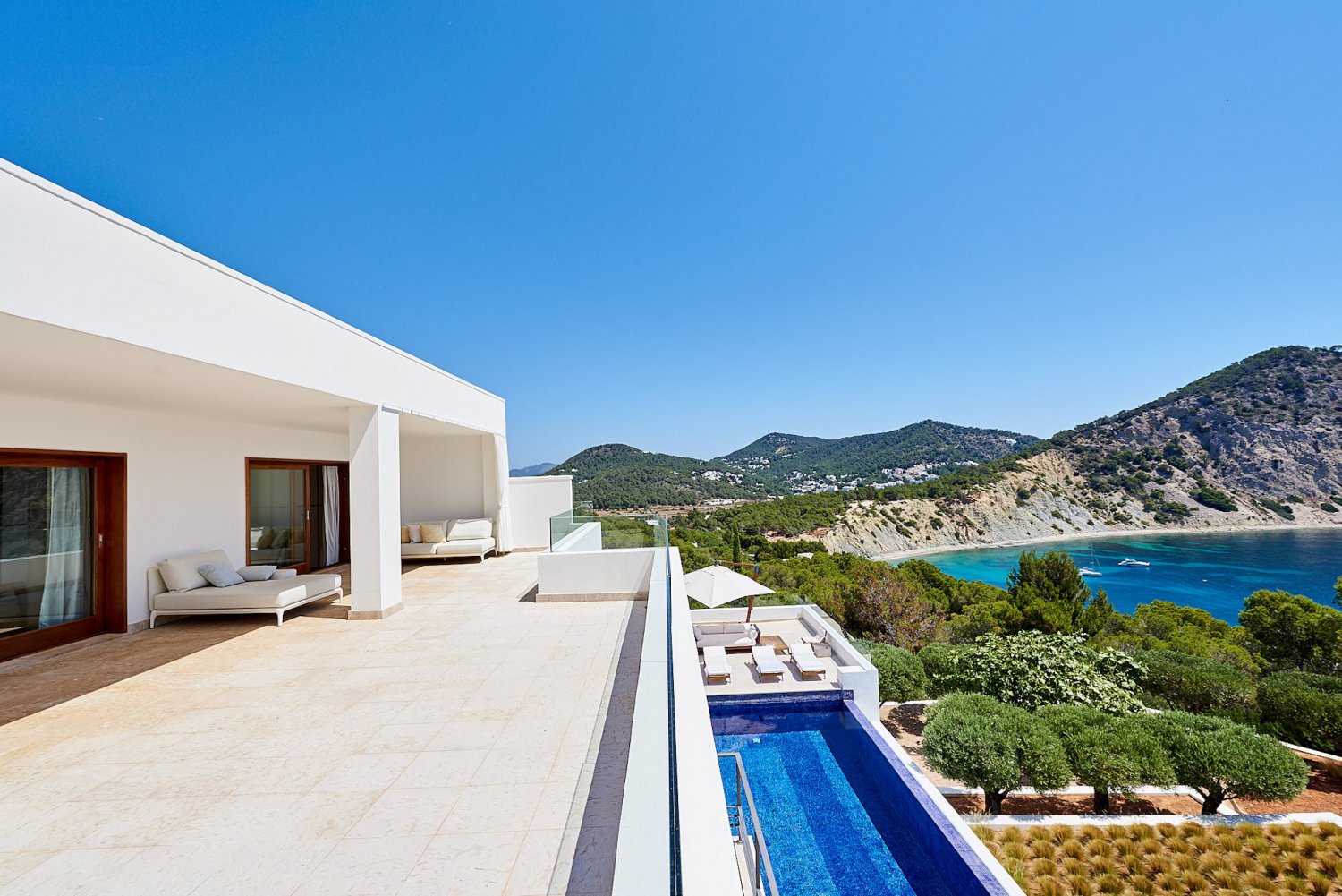 Huge Beautiful Ibiza Villa with Breathtaking Views of Sol d’en Serra in Santa Eulalia