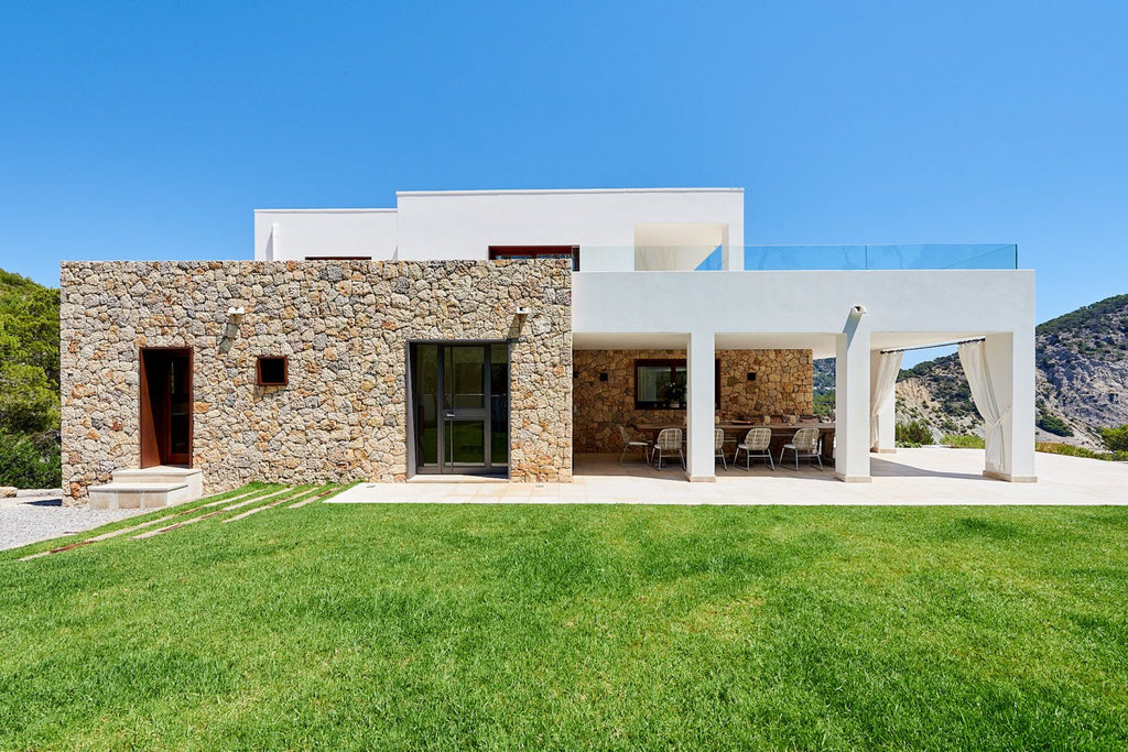 Huge Beautiful Ibiza Villa with Breathtaking Views of Sol d’en Serra in Santa Eulalia