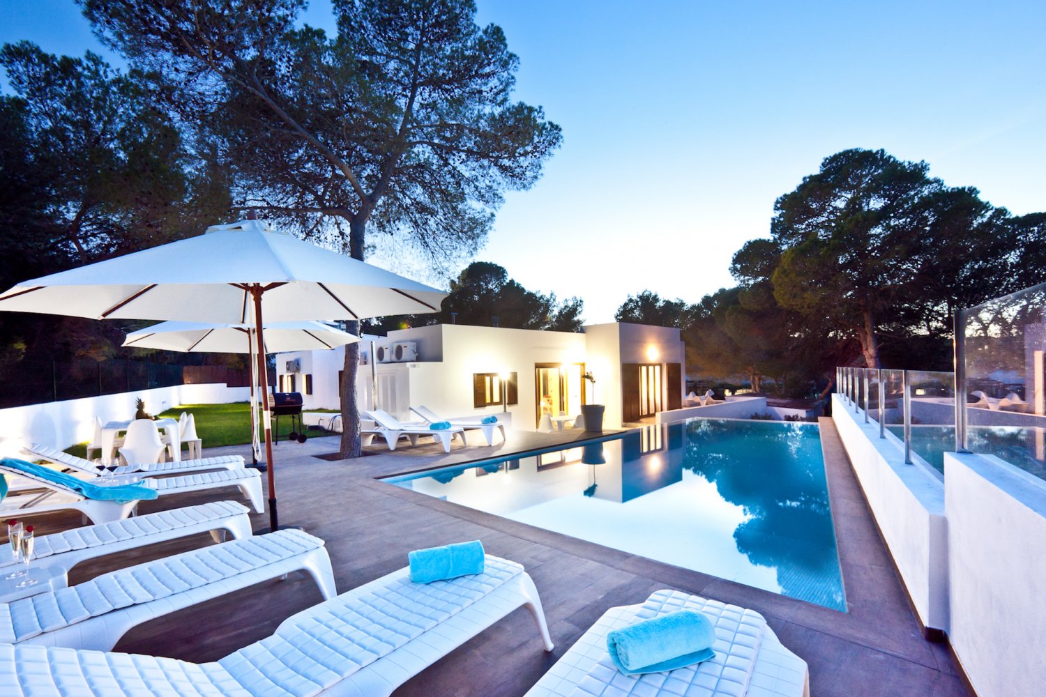 Beautiful Spacious Ibiza Villa in a Prime Location Just Steps from Cala Bassa Beach