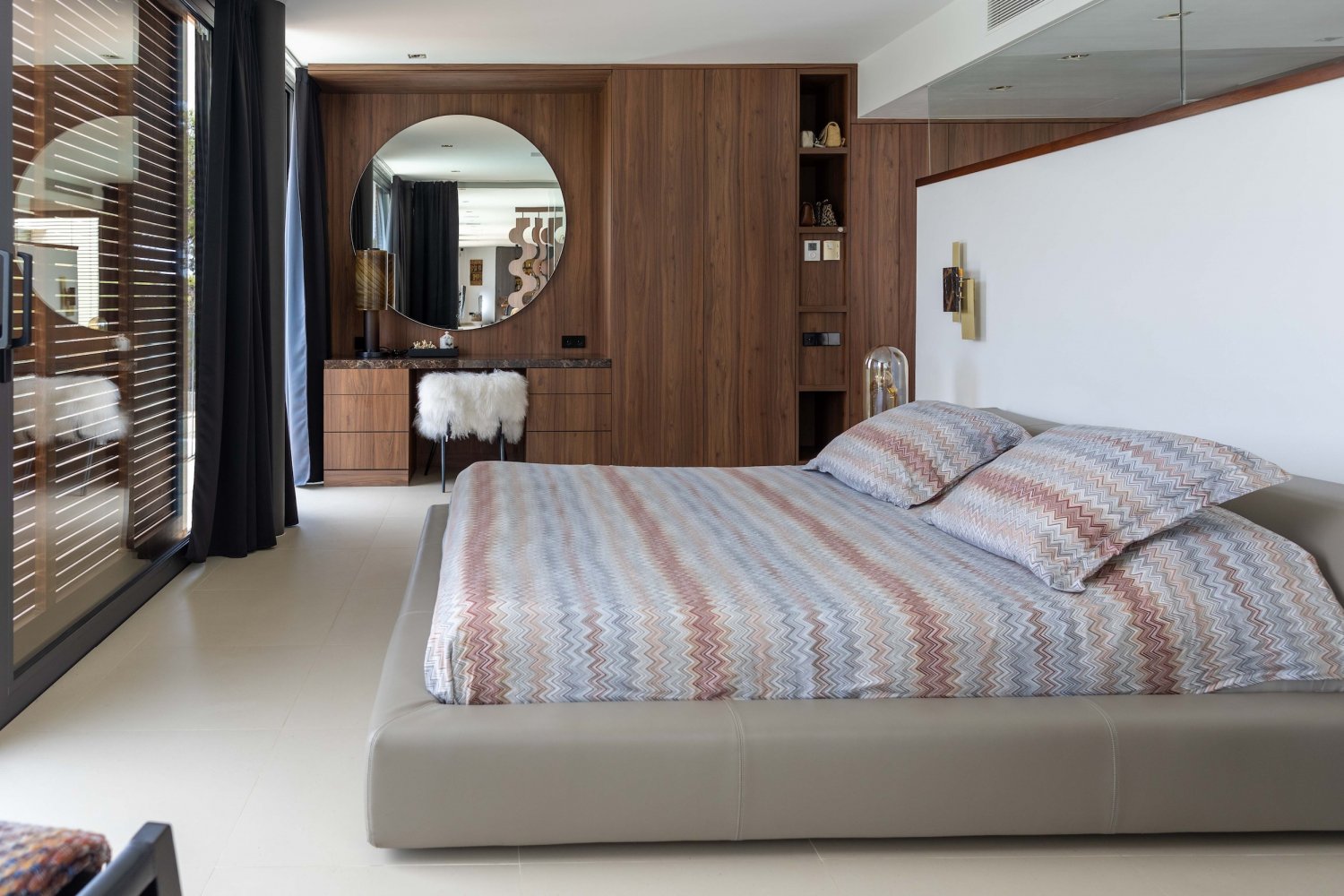 Contemporary Stylish Luxury Ibiza Villa in a Prime Location in Es Cubells