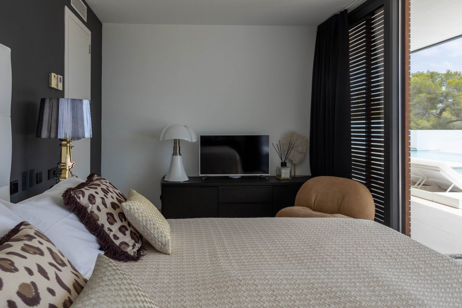 Contemporary Stylish Luxury Ibiza Villa in a Prime Location in Es Cubells