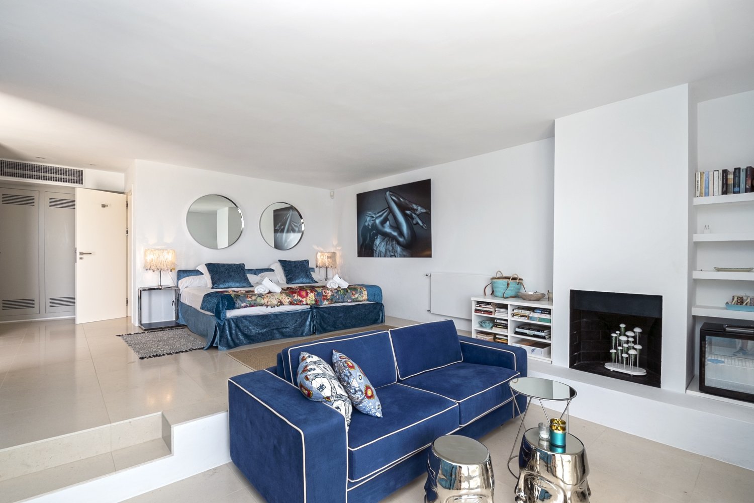 Modern Luxury Ibiza Villa with Huge Kitchen, Stunning Views and Spacious En-Suite Bedrooms near Es Cubells
