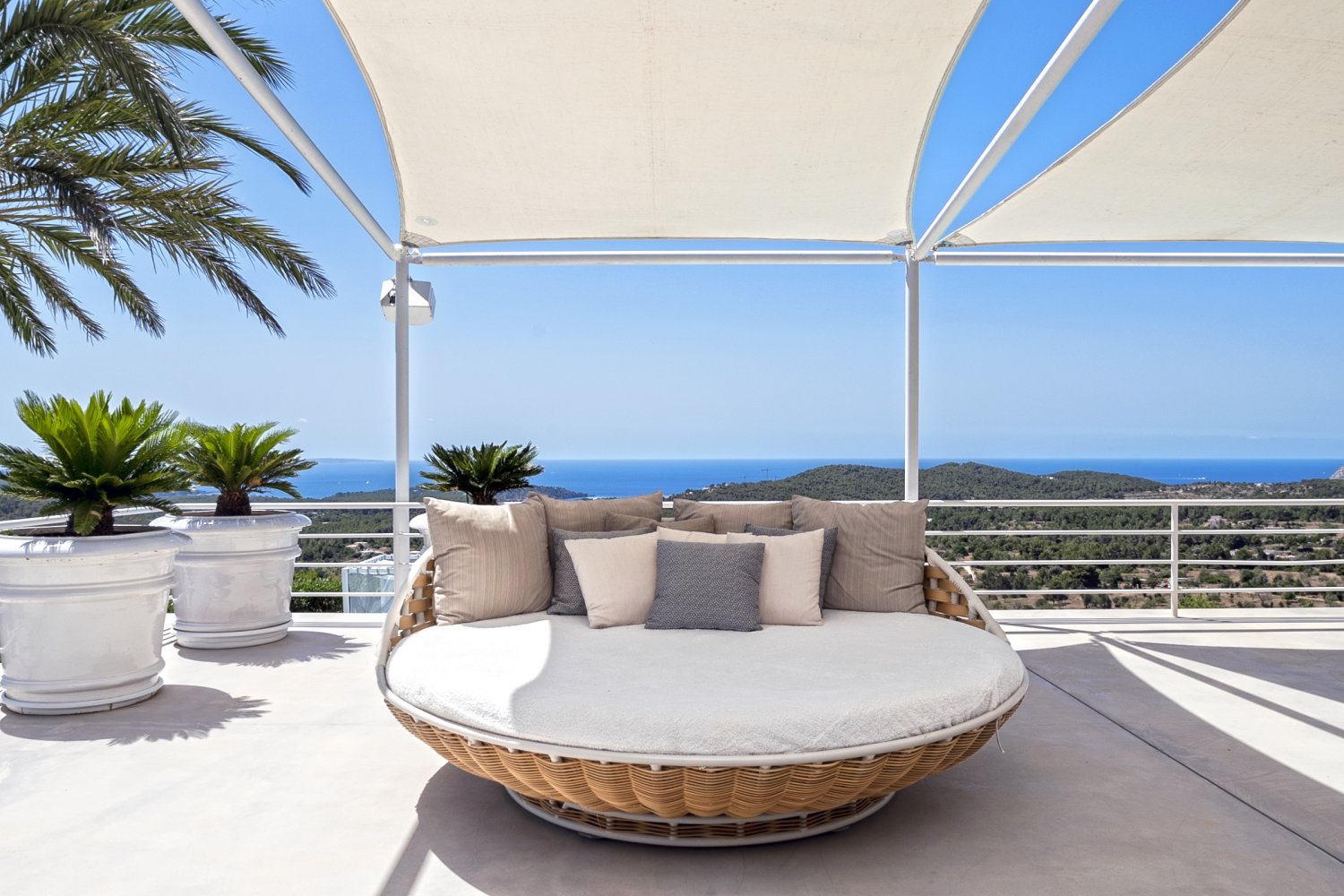 Modern Luxury Ibiza Villa with Huge Kitchen, Stunning Views and Spacious En-Suite Bedrooms near Es Cubells