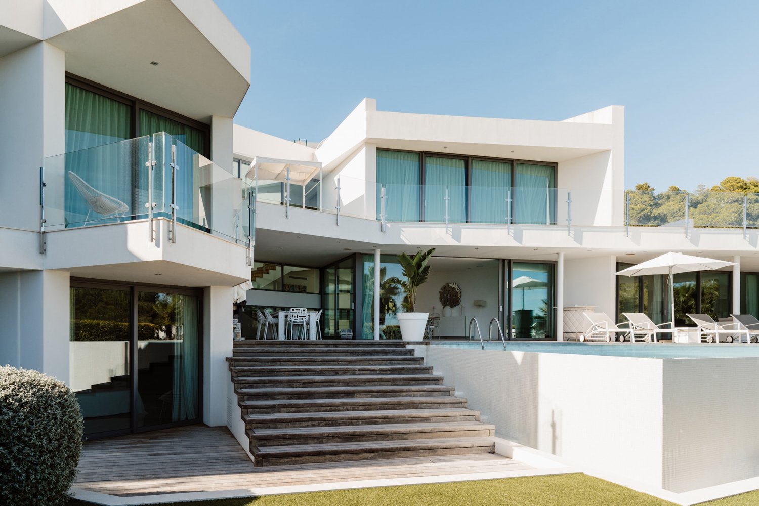 Modern Style Ibiza Villa with Five Spacious En-Suite Bedrooms, Luxurious Interiors, Impressive Kitchen and Panoramic Views of Es Torrent near Es Cubells