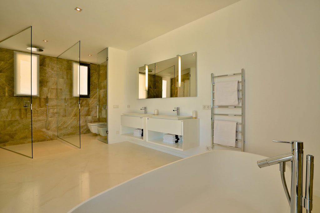 Modern Style Ibiza Villa with Five Spacious En-Suite Bedrooms, Luxurious Interiors, Impressive Kitchen and Panoramic Views of Es Torrent near Es Cubells