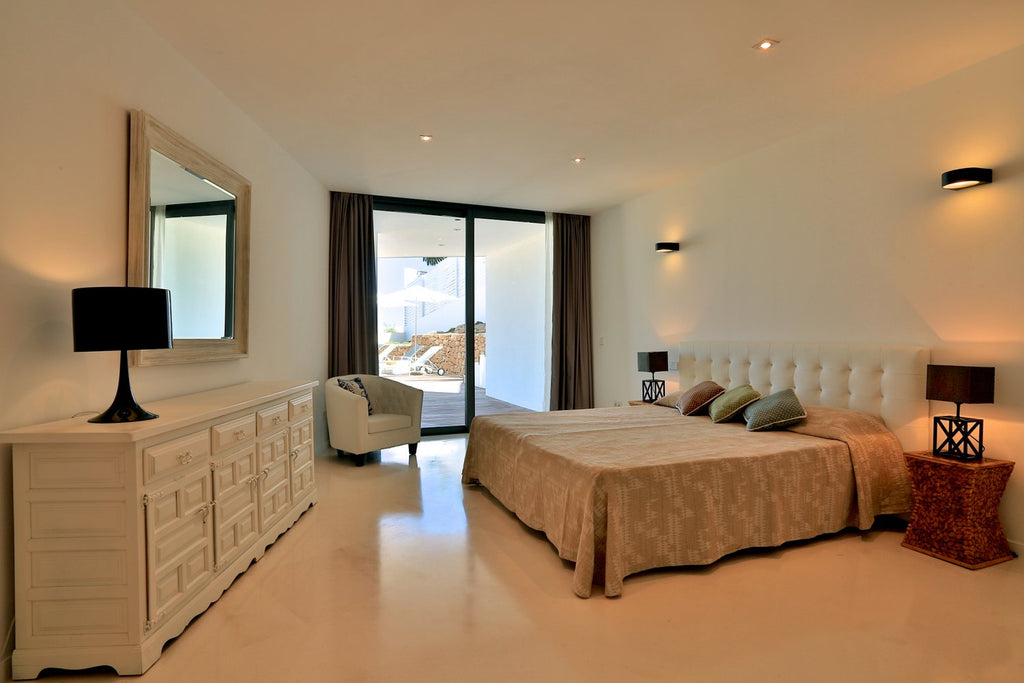 Modern Style Ibiza Villa with Five Spacious En-Suite Bedrooms, Luxurious Interiors, Impressive Kitchen and Panoramic Views of Es Torrent near Es Cubells