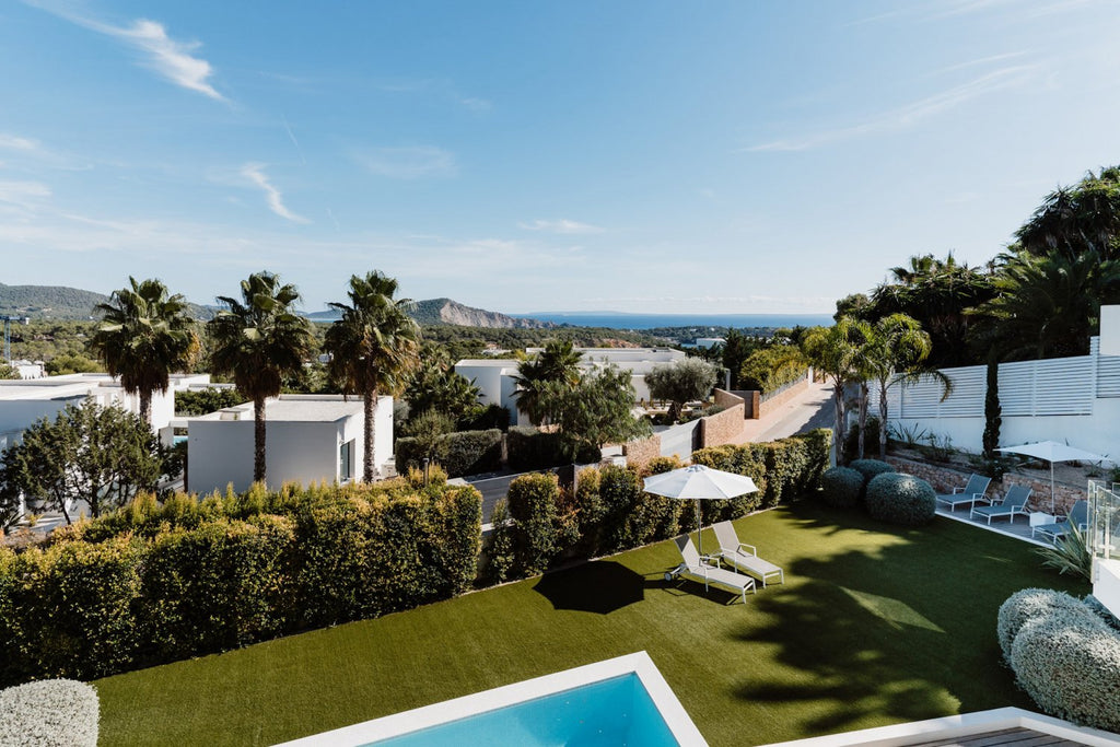 Modern Style Ibiza Villa with Five Spacious En-Suite Bedrooms, Luxurious Interiors, Impressive Kitchen and Panoramic Views of Es Torrent near Es Cubells
