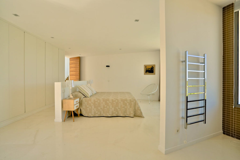 Modern Style Ibiza Villa with Five Spacious En-Suite Bedrooms, Luxurious Interiors, Impressive Kitchen and Panoramic Views of Es Torrent near Es Cubells