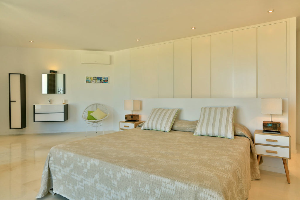Modern Style Ibiza Villa with Five Spacious En-Suite Bedrooms, Luxurious Interiors, Impressive Kitchen and Panoramic Views of Es Torrent near Es Cubells