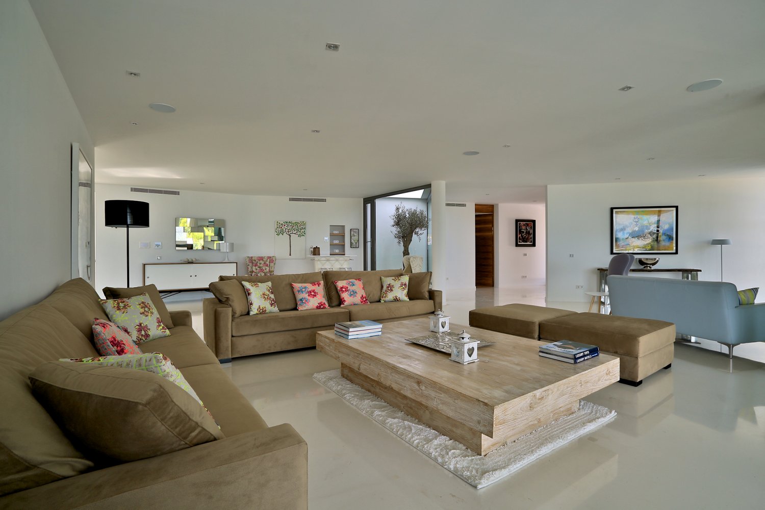 Modern Style Ibiza Villa with Five Spacious En-Suite Bedrooms, Luxurious Interiors, Impressive Kitchen and Panoramic Views of Es Torrent near Es Cubells