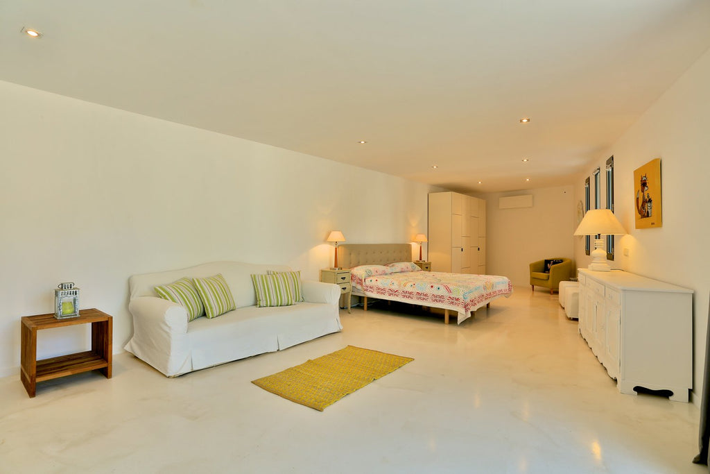 Modern Style Ibiza Villa with Five Spacious En-Suite Bedrooms, Luxurious Interiors, Impressive Kitchen and Panoramic Views of Es Torrent near Es Cubells