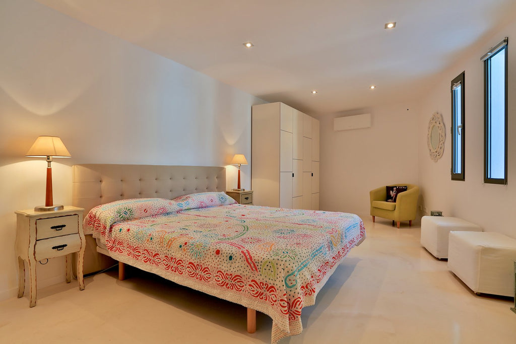 Modern Style Ibiza Villa with Five Spacious En-Suite Bedrooms, Luxurious Interiors, Impressive Kitchen and Panoramic Views of Es Torrent near Es Cubells