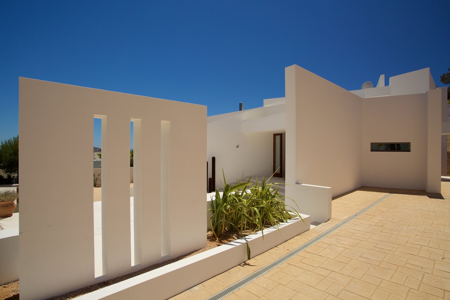 Modern Style Ibiza Villa with Five Spacious En-Suite Bedrooms, Luxurious Interiors, Impressive Kitchen and Panoramic Views of Es Torrent near Es Cubells