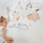 Vinilo Decorativo Infantil Mapamundi con Animales XL 220x120cm - SUEÑOS DE CIGÜEÑA