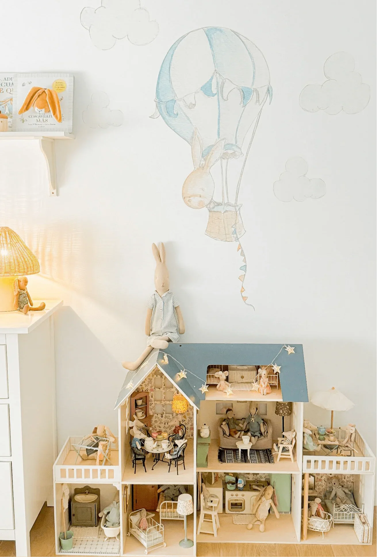 Vinilo Decorativo Infantil CONEJO EN GLOBO