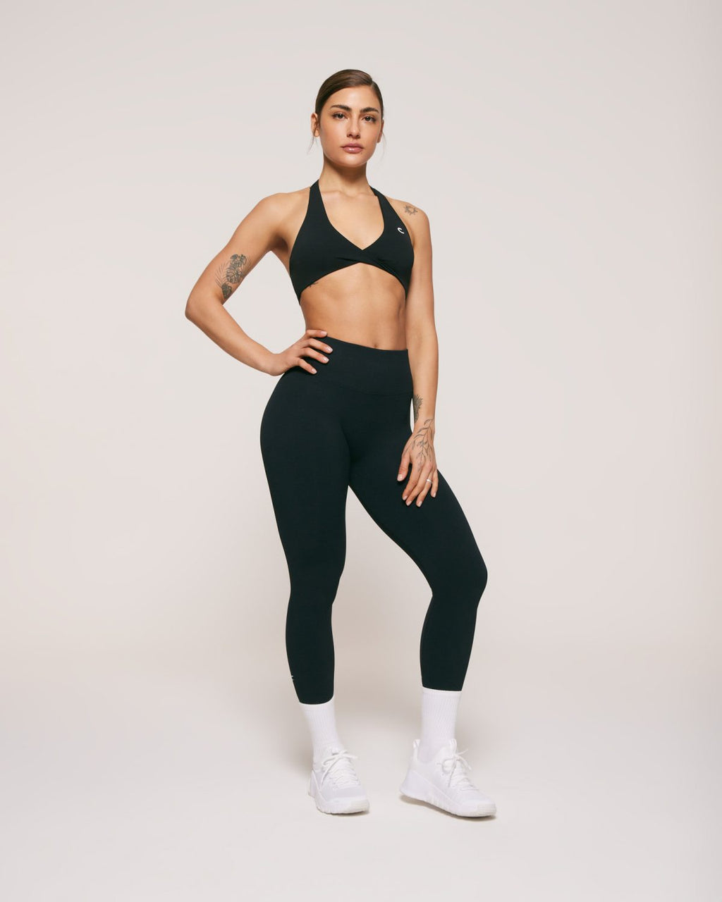 STRENGTH TOP HALTER