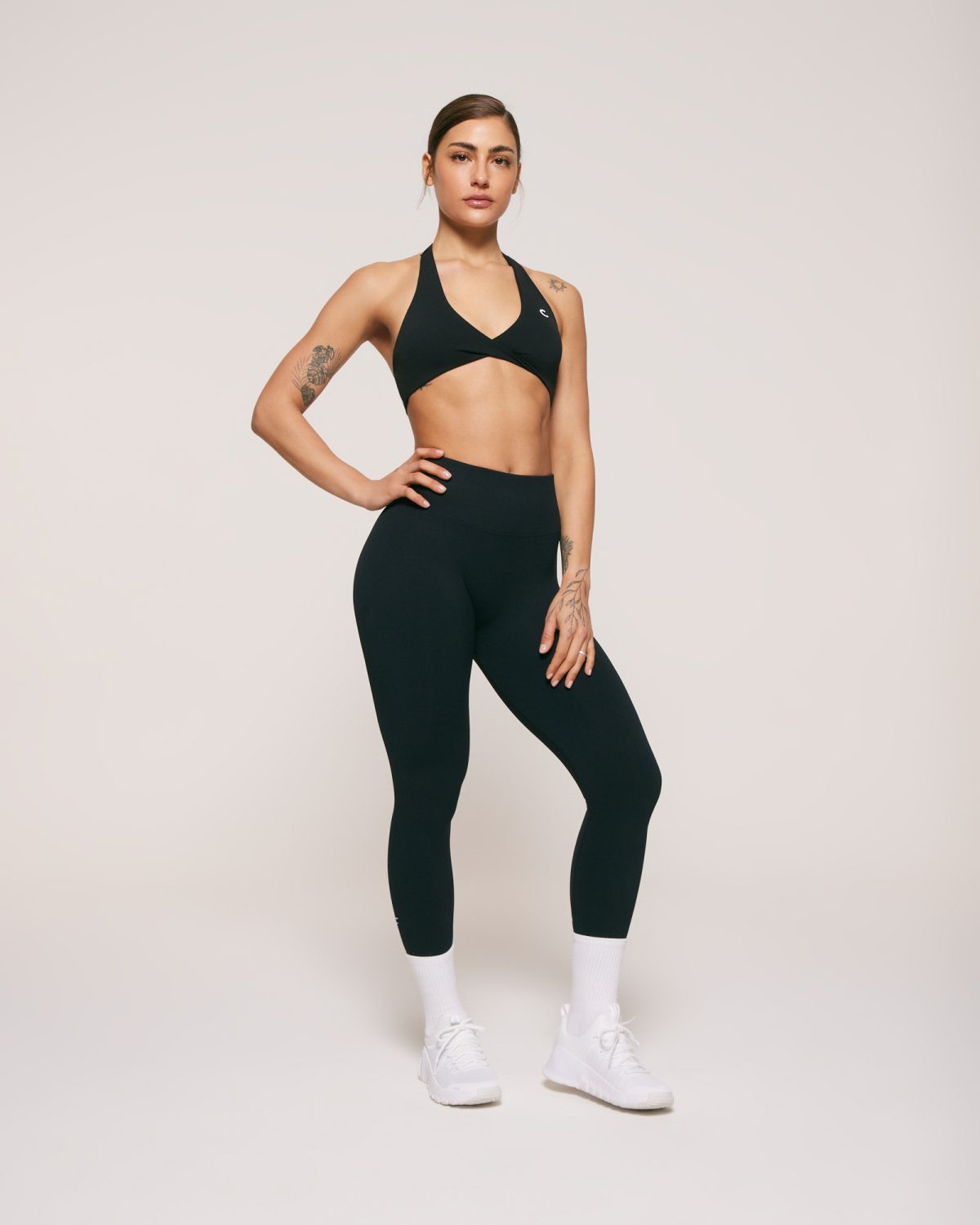 STRENGTH TOP HALTER