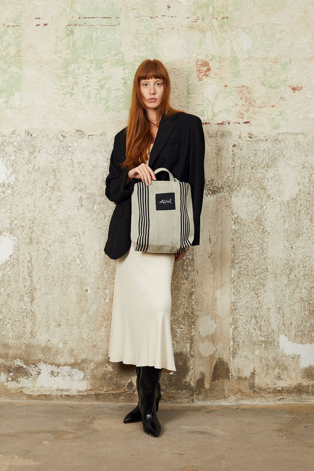 Tote bag cruzada sarga de burgos negro