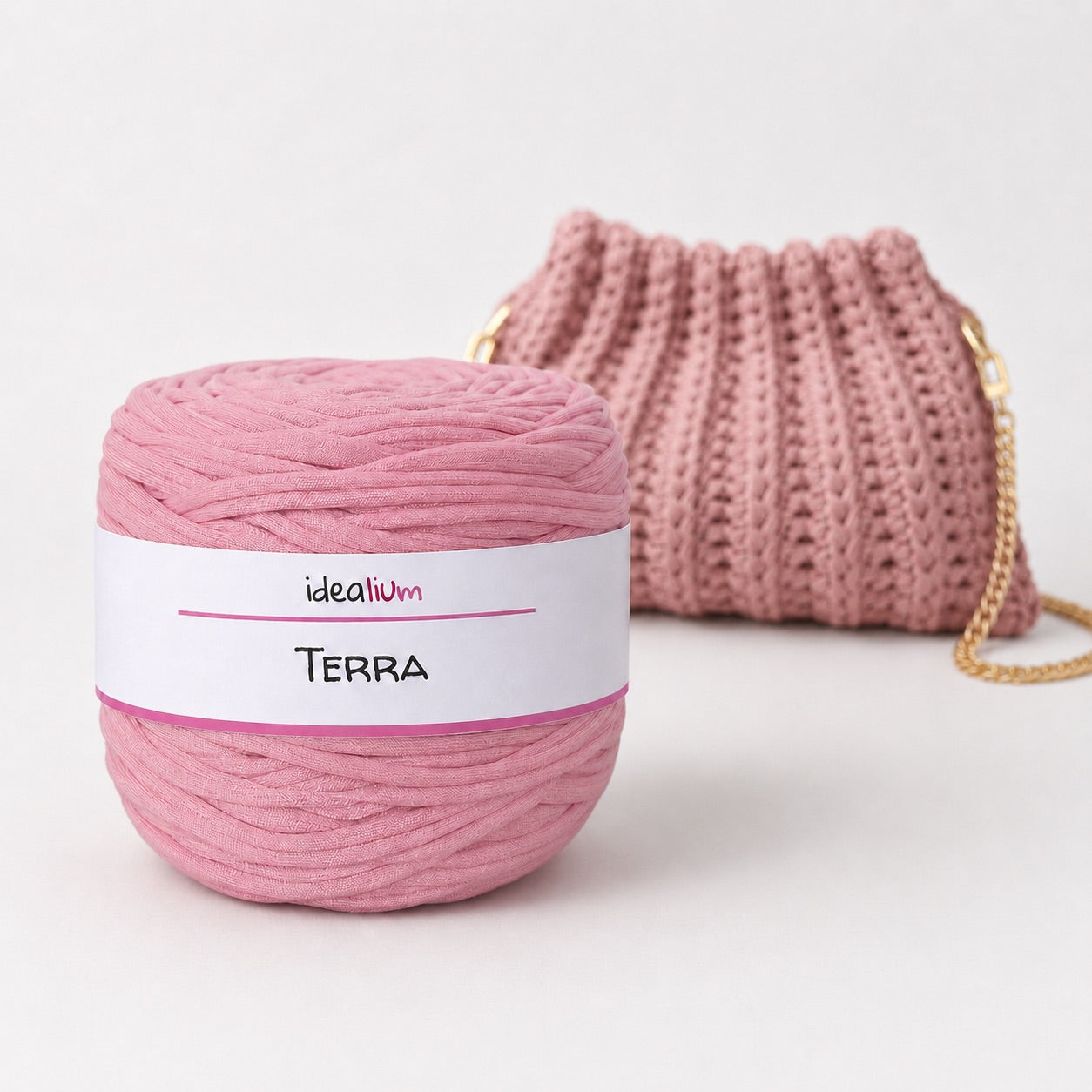 Lightweight T-shirt Yarn Bobbin TERRA (285-300g) – Solid Colors
