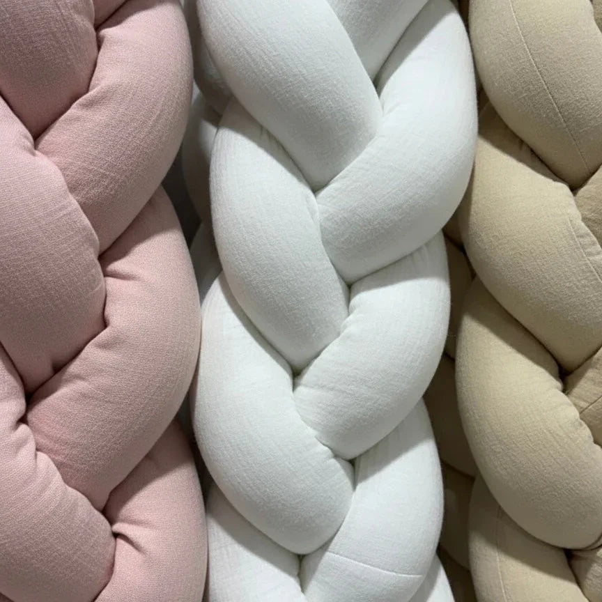 Trenza protectora para cuna y cama artesanal MUSELINA BLANCA 200cm