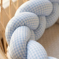 Trenza protectora para cuna y cama artesanal VICHY CELESTE 200cm