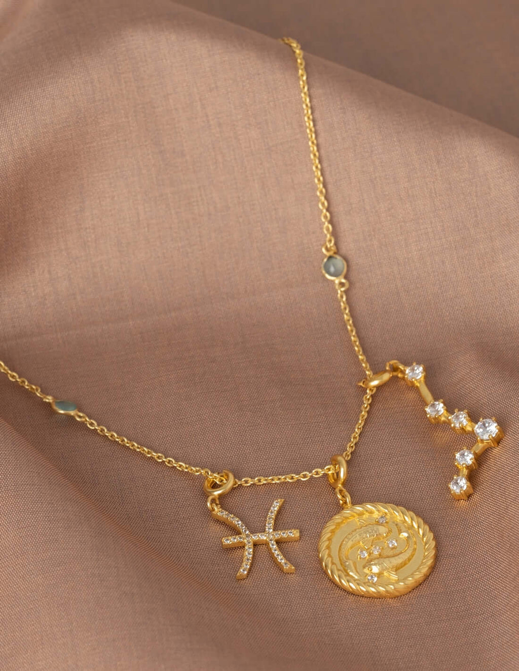 Collar Triple Zodiaco Piscis