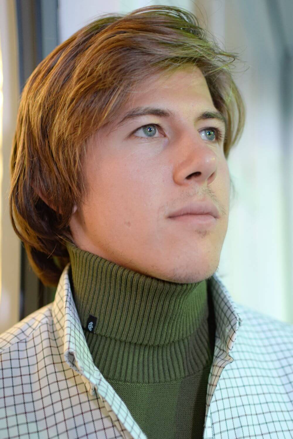 Jersey de cuello vuelto minimo verde hombre edición Serbal