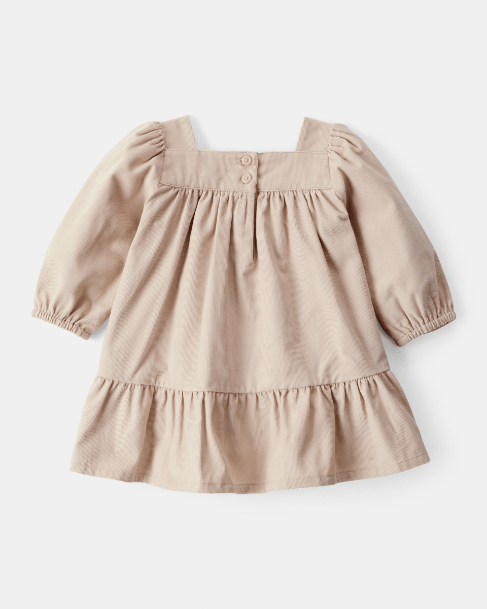 Vestido marrón de manga larga en tejido suave