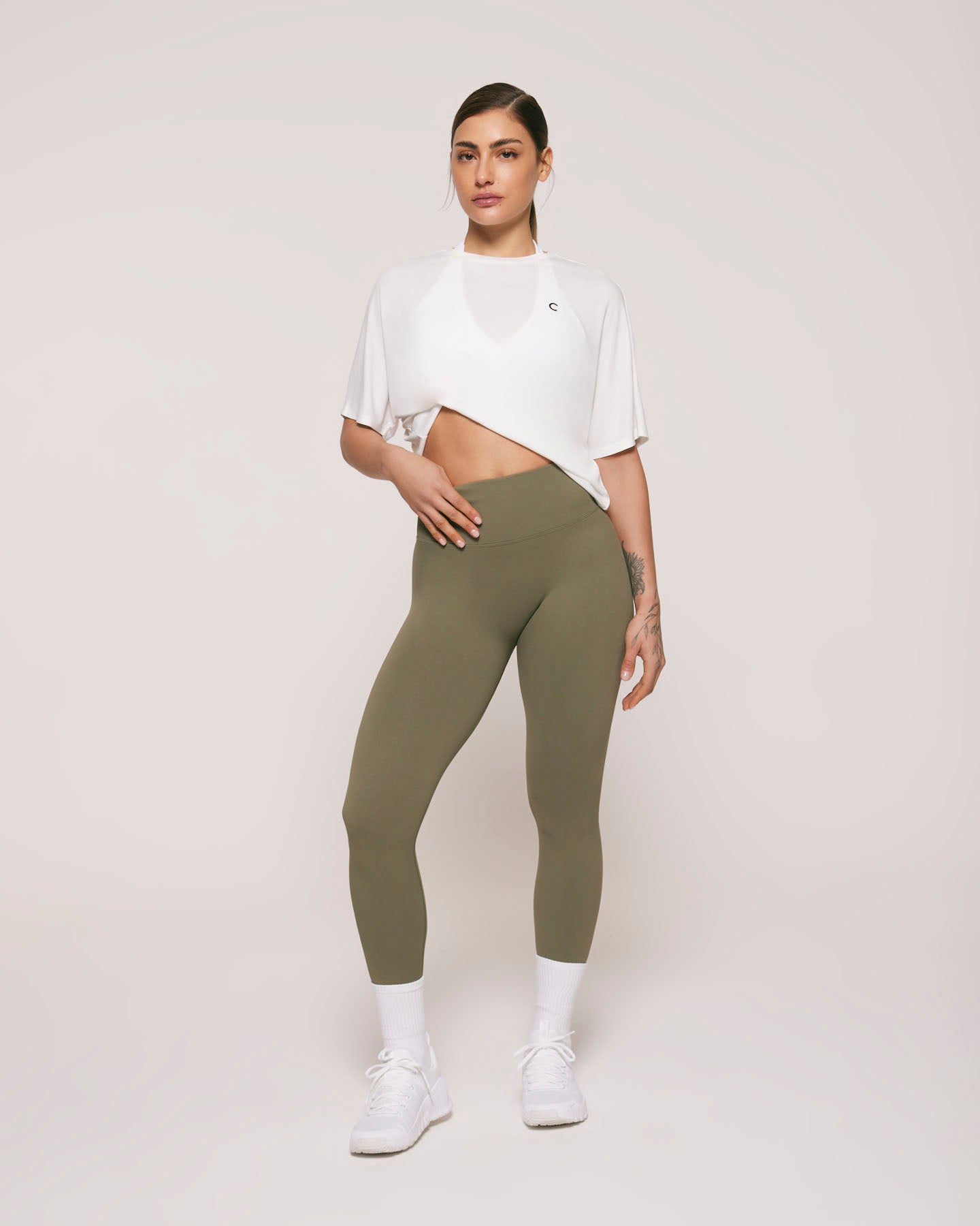 V LEGGINGS | EMBRODERY LOGO