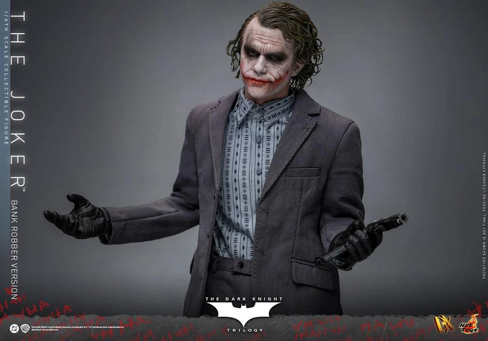 El Caballero oscuro Figura DX 1/6 The Joker (Bank Robber Version) 30 cm