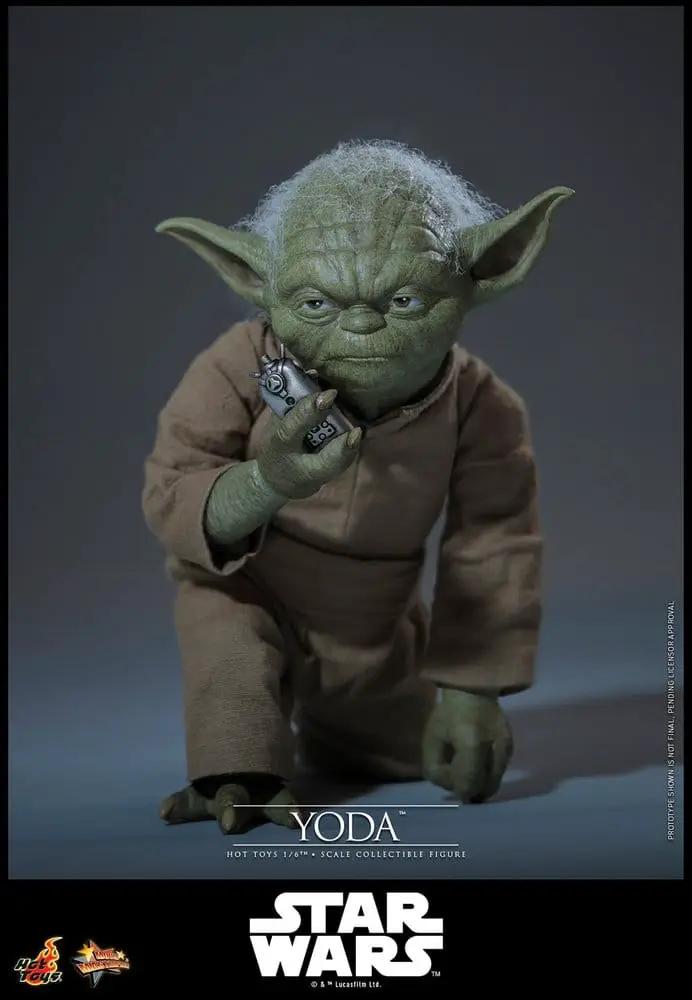 Star Wars: La Venganza de los Sith Movie Masterpiece Figura 1/6 Yoda 14 cm
