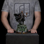 El Señor de los Anillos Estatua 1/10 Art Scale Aragorn Unleashed 31 cm