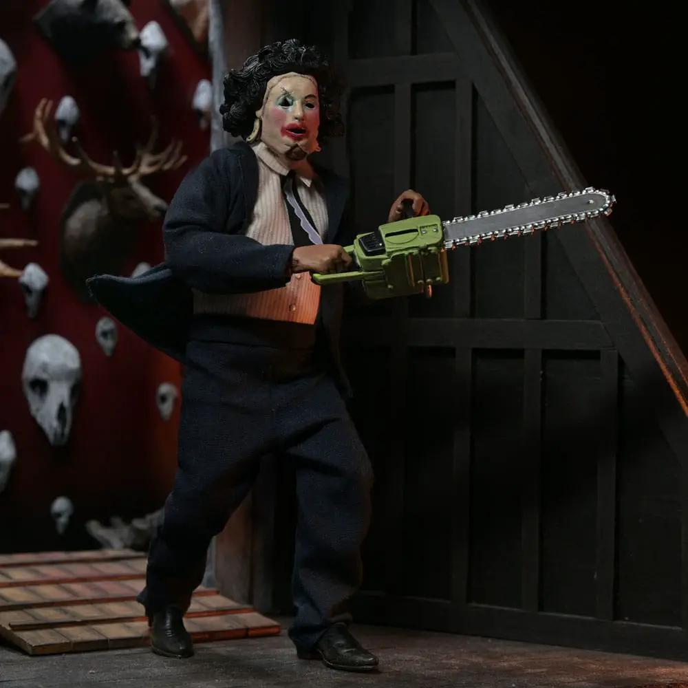 La Matanza de Texas Clothed Figura Pretty Woman Leatherface 20 cm