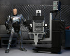 RoboCop Figura Ultimate Battle Damaged RoboCop with Chair 18 cm