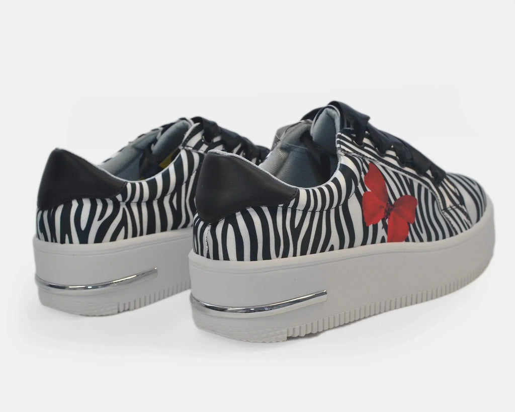 Zapatillas Urbanas de Mujer Cebra y Mariposa - Moda Sostenible Cuero Vegano | CHULA Tulum